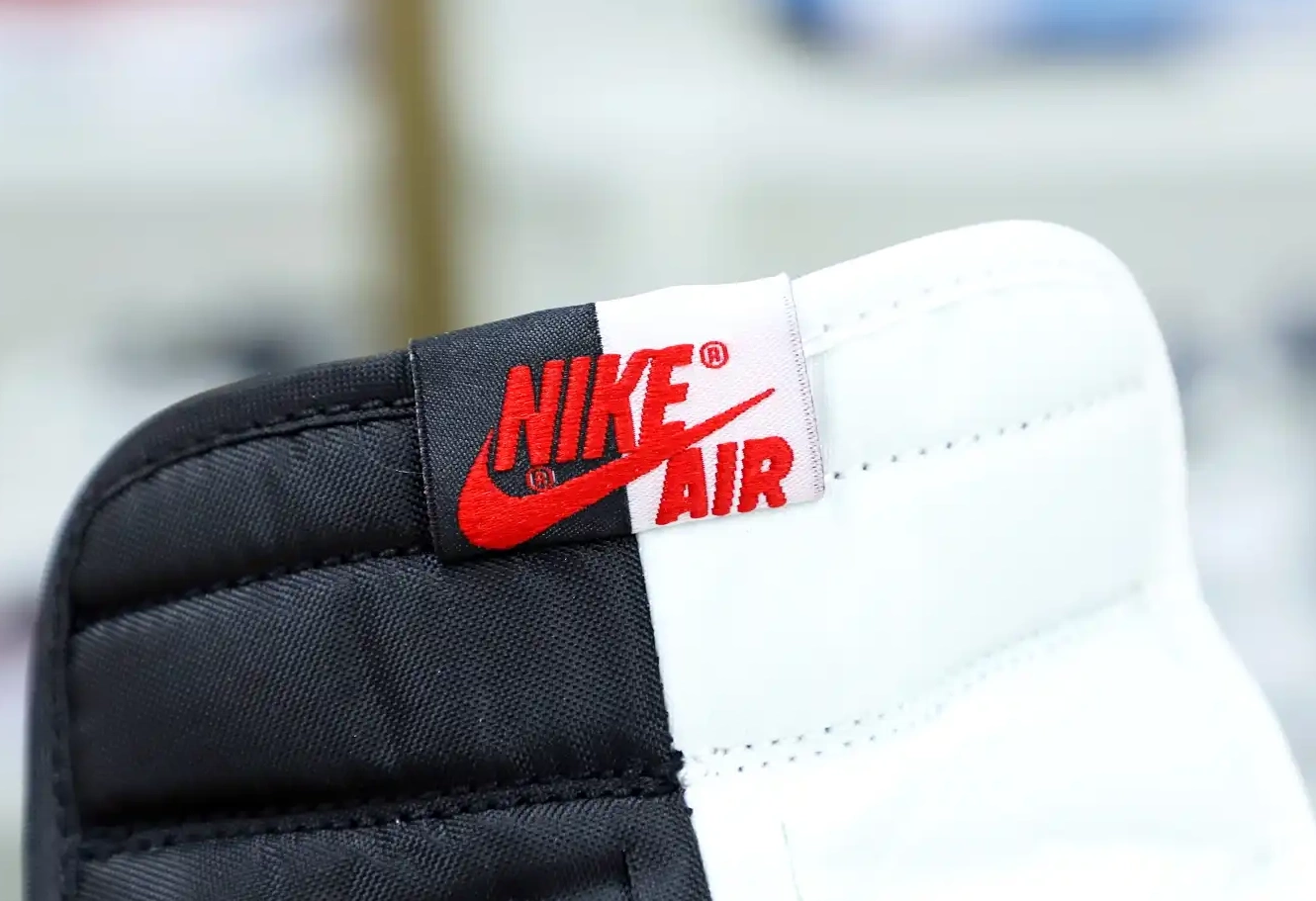 HOME' CHICAGO RETRO 'HOMAGE TO HIGH AIR JORDAN 1 OG NRG EXCLUSIVE 0601